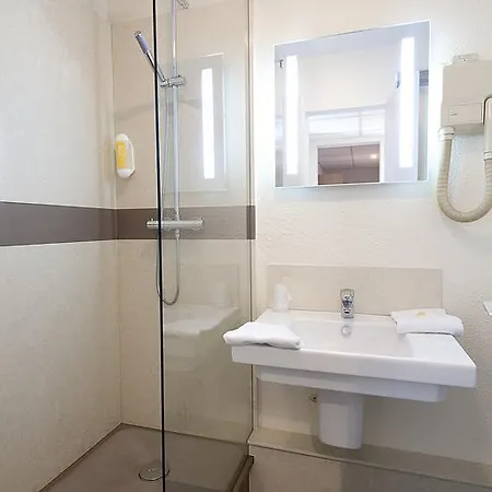 Otel P'tit Dej-hotel Ferrand Centre 2*